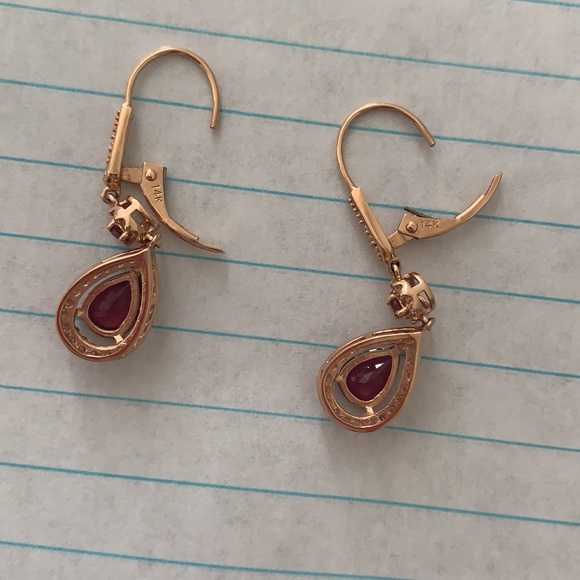 14K rose gold garnet gorgeous earrings - Picture 3 of 8